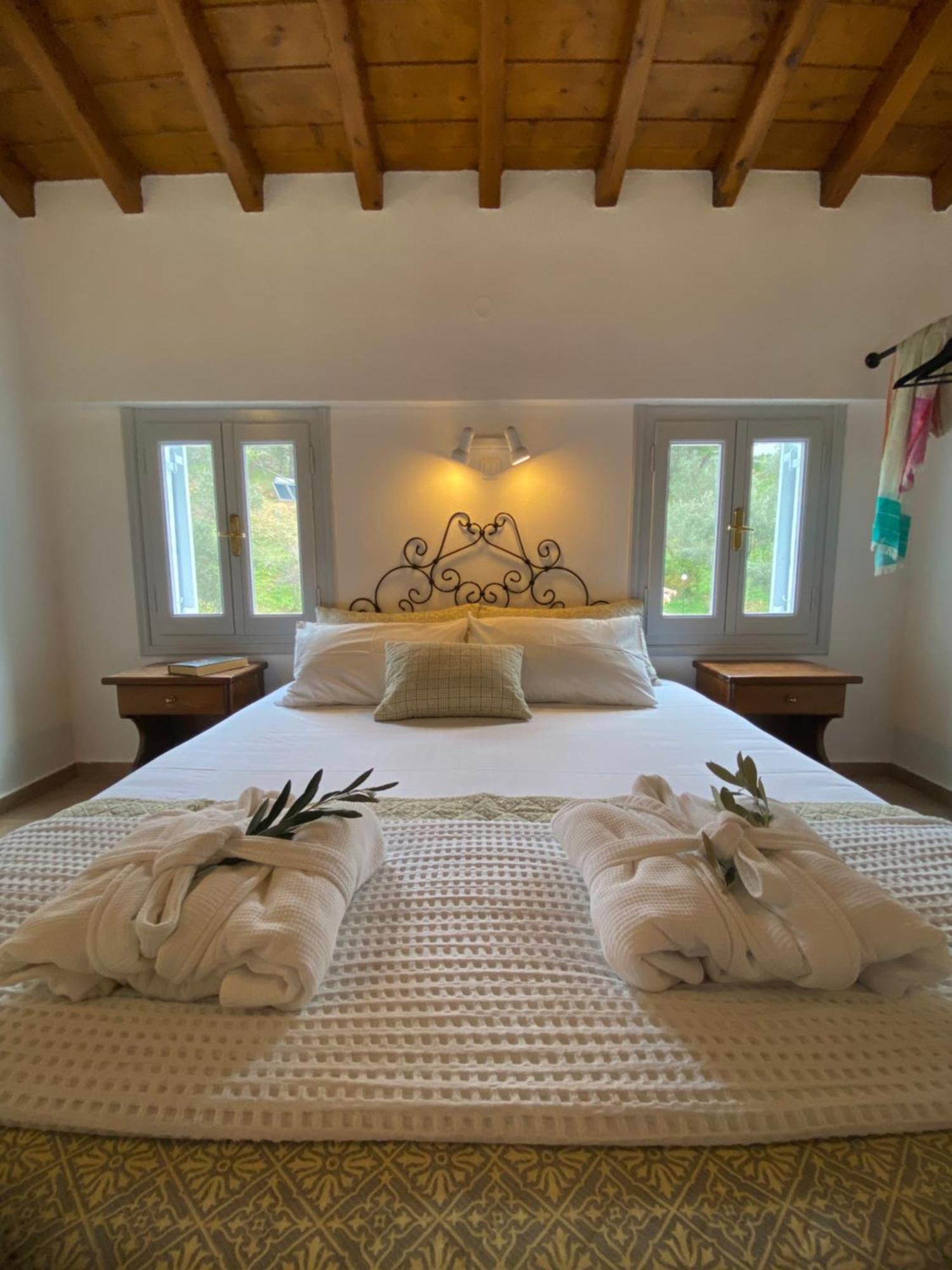 Calma Cottage Szkiáthosz Kültér fotó