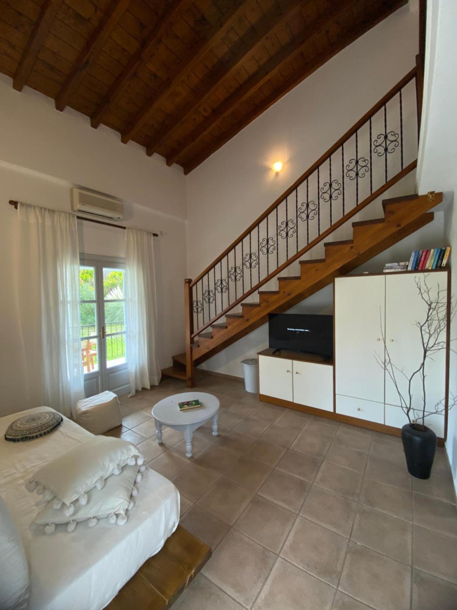 Calma Cottage Szkiáthosz Kültér fotó